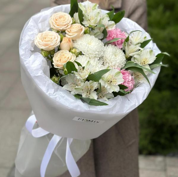 Круглый букет 074