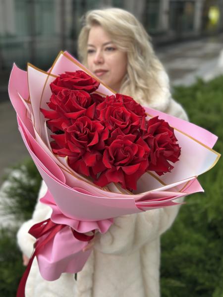 Кружевные розы в розовом оформлении 029	