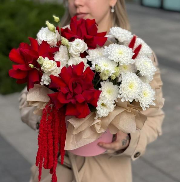 Ассорти шляпка с кружевной розой 064