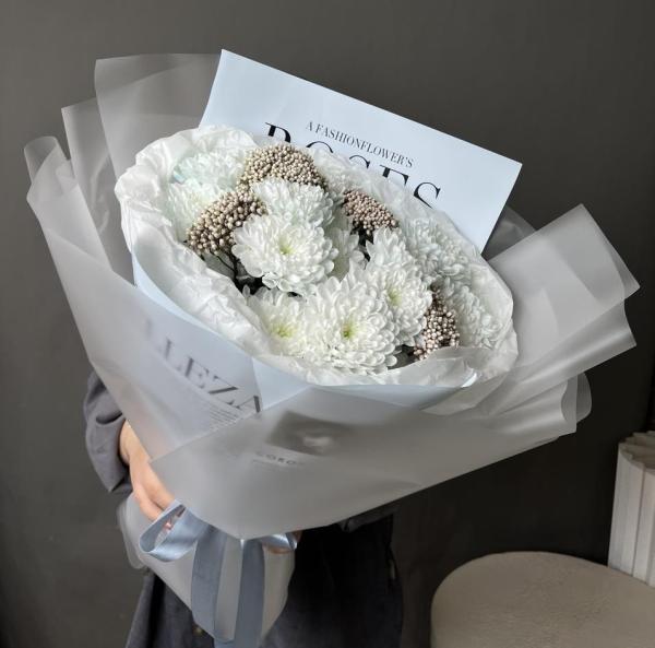 Нежный букетик комплимент