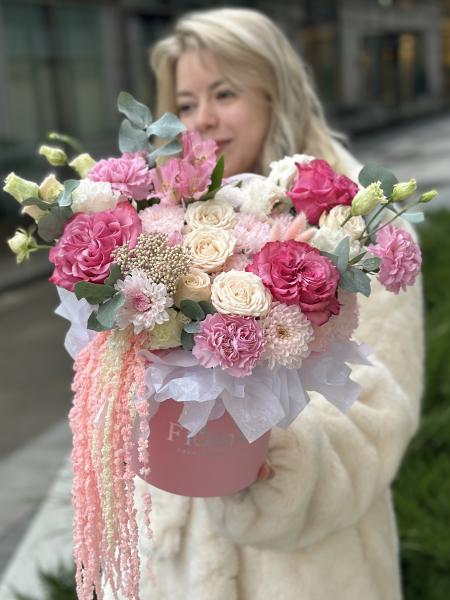 Шляпная коробка в розовых тонах 163