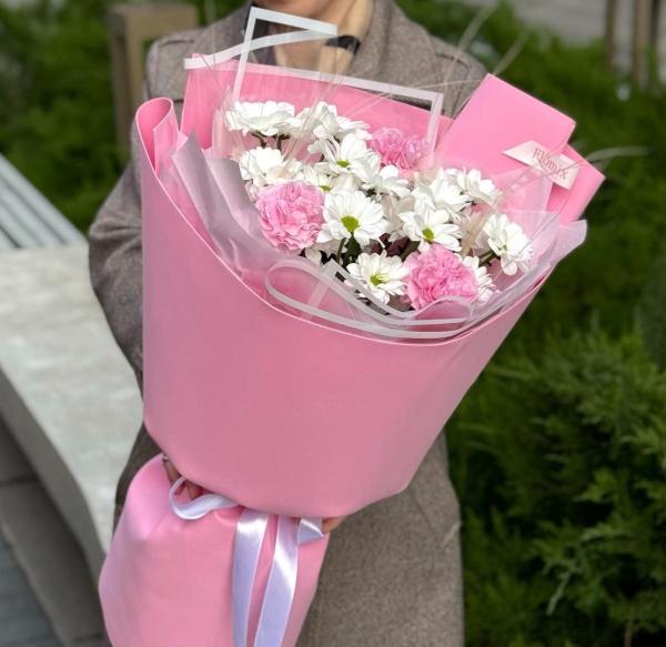 Хризантема ромашка с диантусами 096