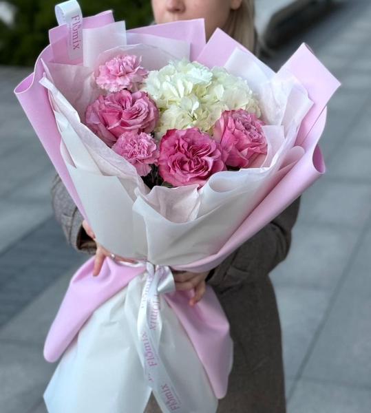 Букет ассорти гортензия и кантри 214