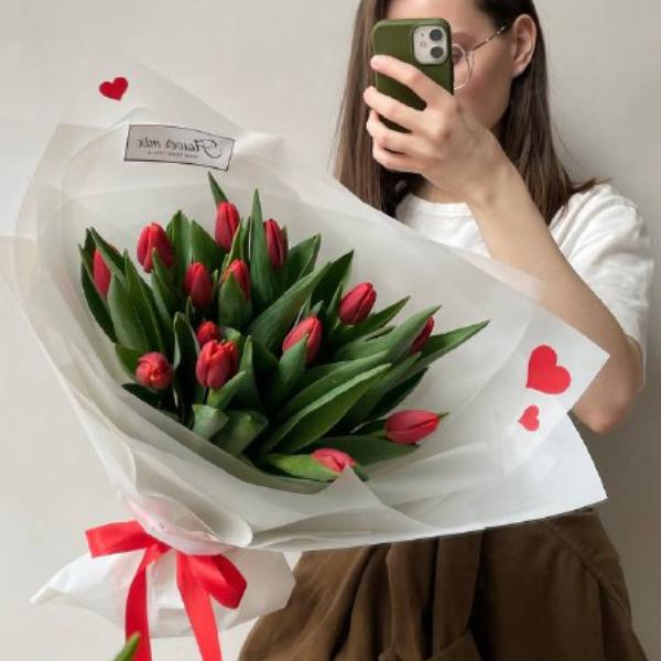 Тюльпаны красные весна 15 штук