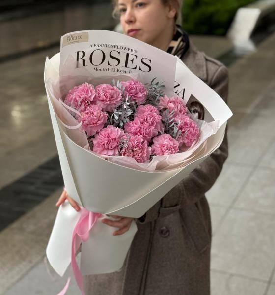 Букет гвоздик с писташью 181 Букет гвоздик с писташью 181