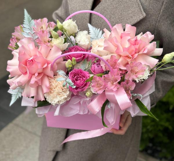 Сумка ассорти с малиновыми розами 077 (С)