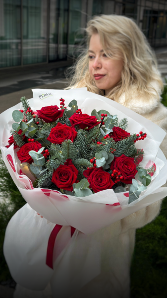 Новогодний букет с гирляндой