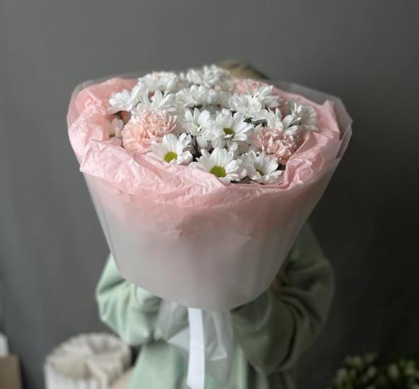 Ромашки и диантусы