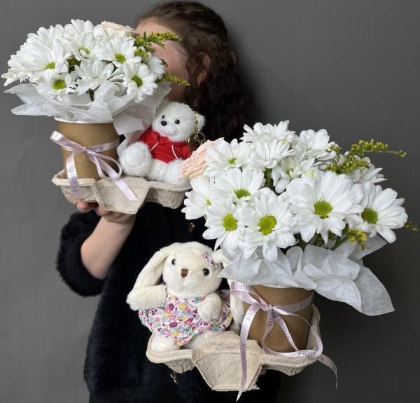 Стакан с игрушкой 