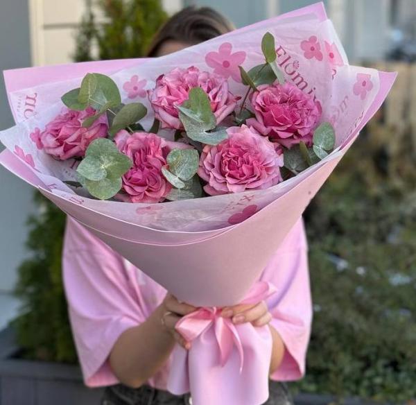 Розы Кантри блюз с эвкалиптом 185