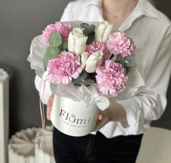 Композиция с тюльпанами 268