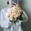 Букет невесты из кремовых кустовых роз