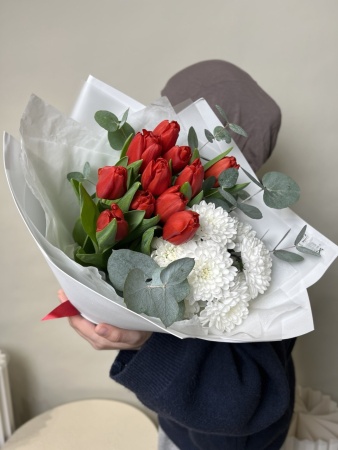 Ассорти с тюльпанами