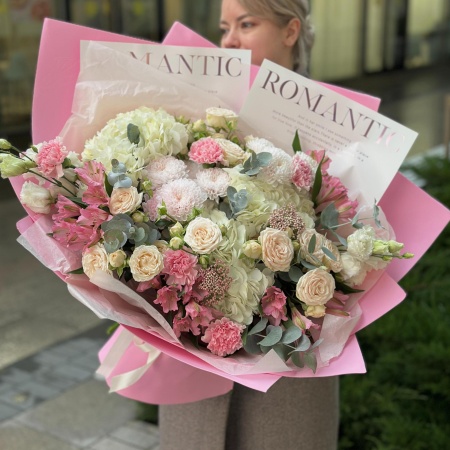 Сборный букет в нежных оттенках 158