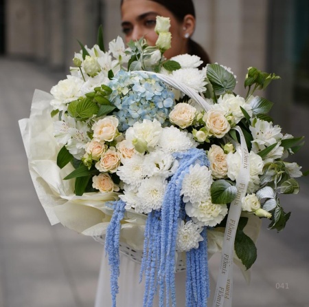 Корзина сборная "Небесная легкость" 041