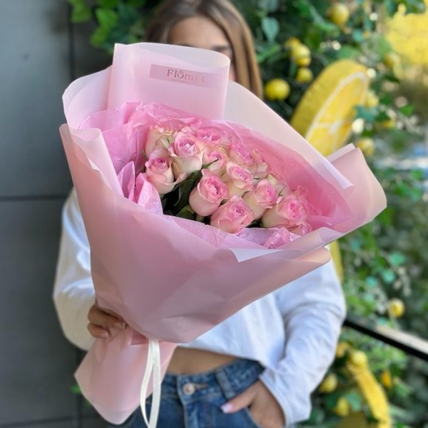 Сет  розовый букет и сладкий сюрприз 