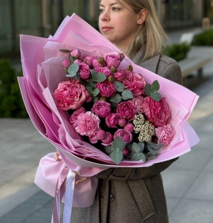 Букет малиновое ассорти S 219