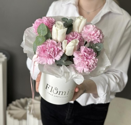 Композиция с тюльпанами 268