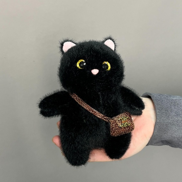 Игрушка-брелок черный кот 
