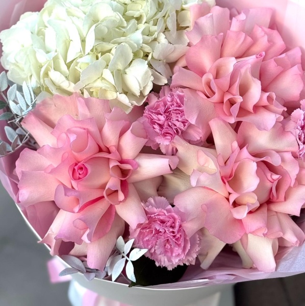 Букет ассорти с розой мандала 221