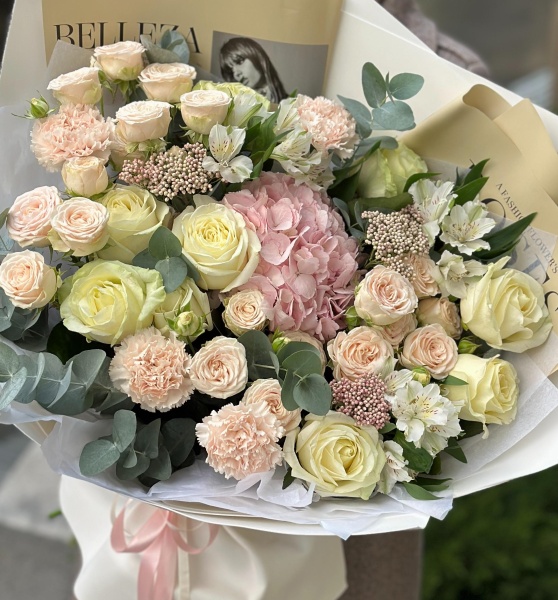 Ассорти в бежевых оттенках 095