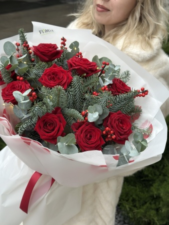 Букет новогодний с гирляндой 223