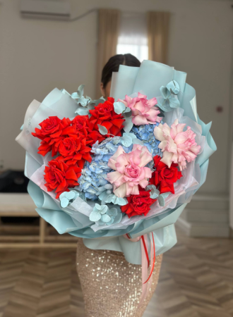 Яркий ассорти букет с ниной 244