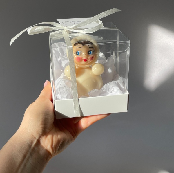 Свеча ручной работы "Неваляшка" белая